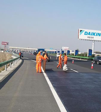 广州市增城区高速公路沥青路面施工案例